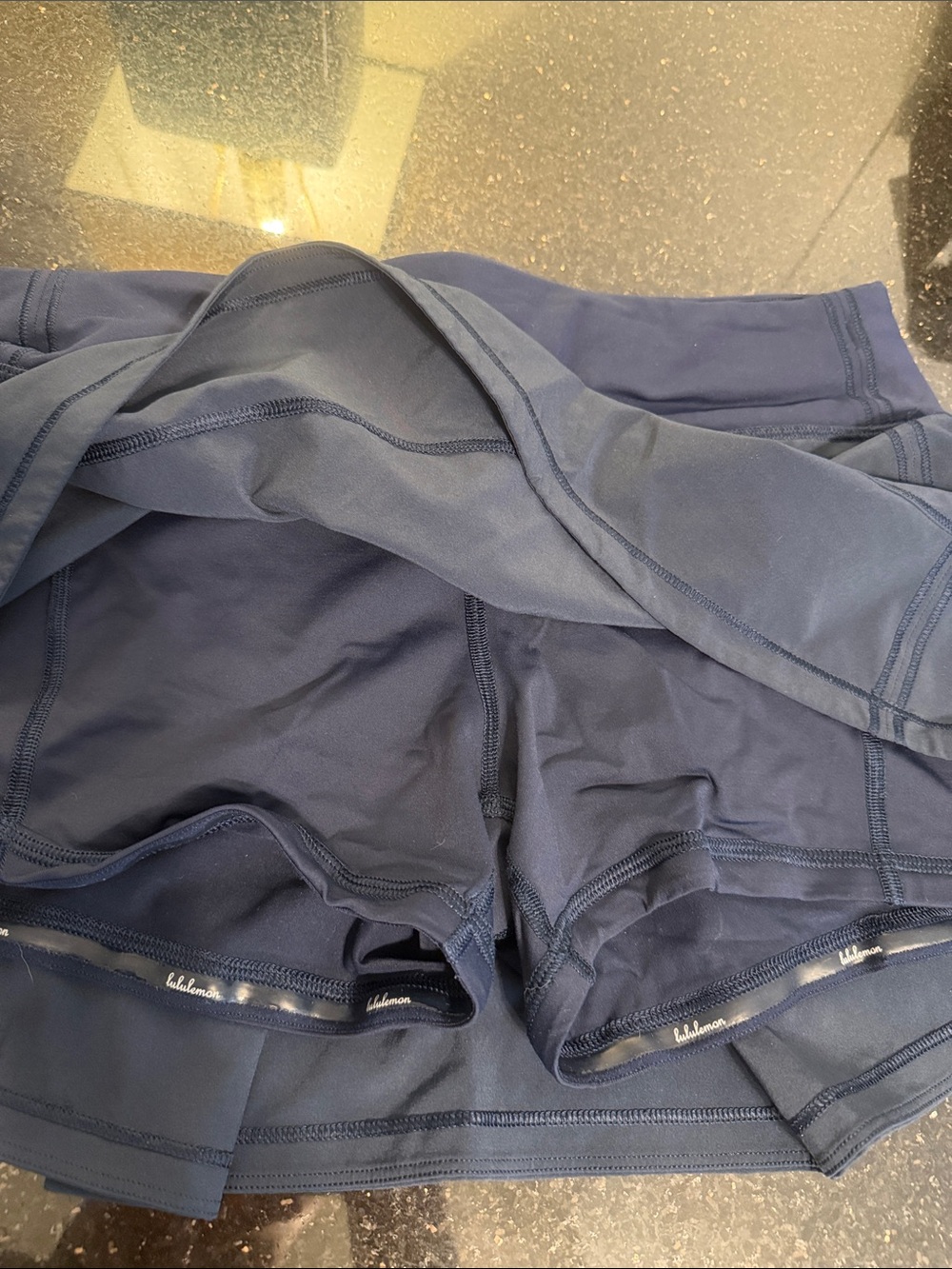 lululemon tennis skirt - Picture 5 of 5